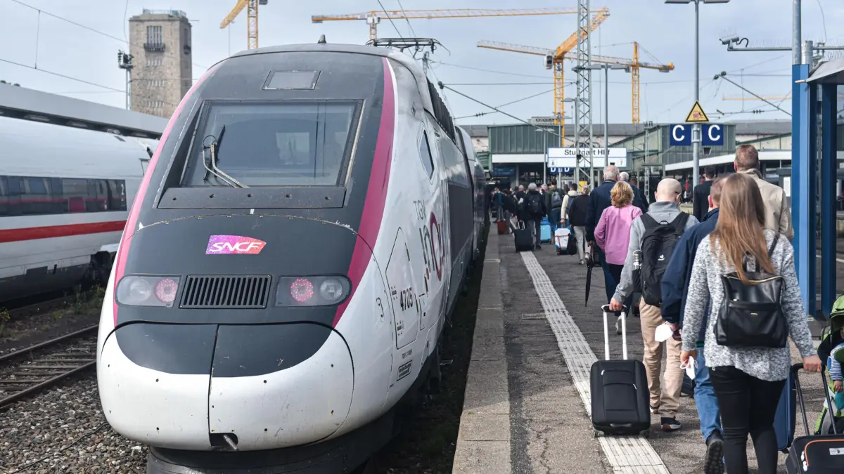 Stuttgart, Porträt TGV-Fahrer der 1. Stunde, Timo Behringer