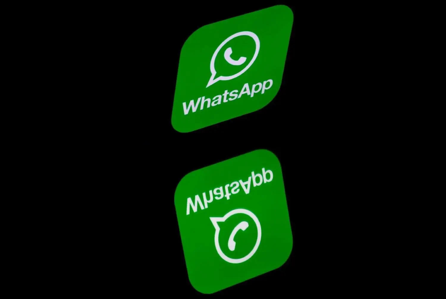 Bei WhatsApp machen gefährliche Kettenbriefe zum Thema Corinavirus die Runde.