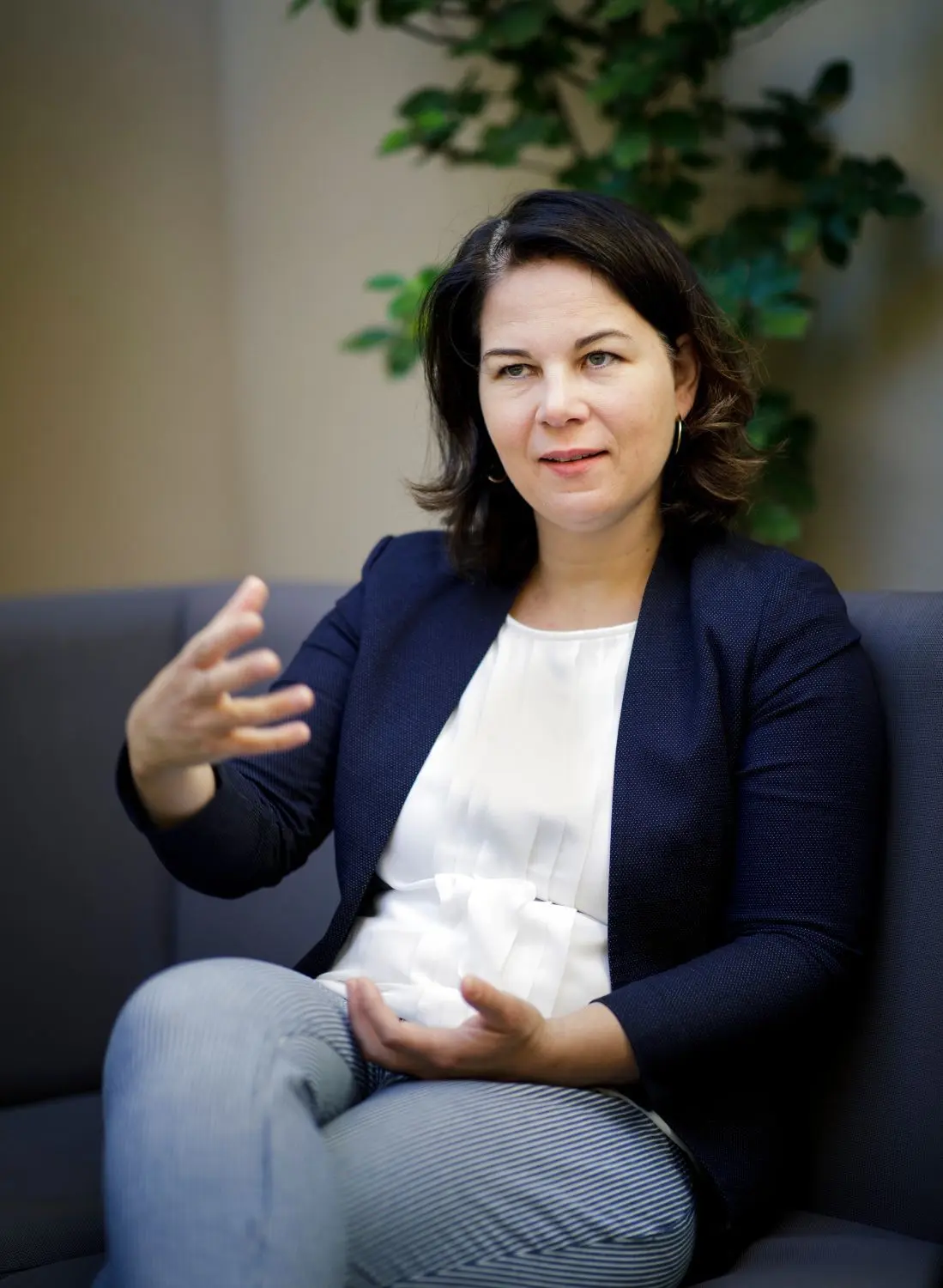 „Kinder haben in den vergangenen Monaten einen hohen Preis bezahlt“, sagt Grünen-Chefin Annalena Baerbock und fordert einen Bildungsgipfel.⇥