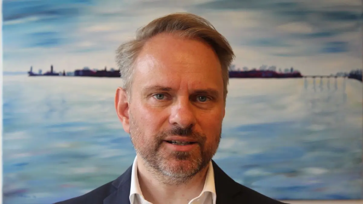 Tobias Bringmann, Netzaktivist der „Union der Mitte“ ⇥