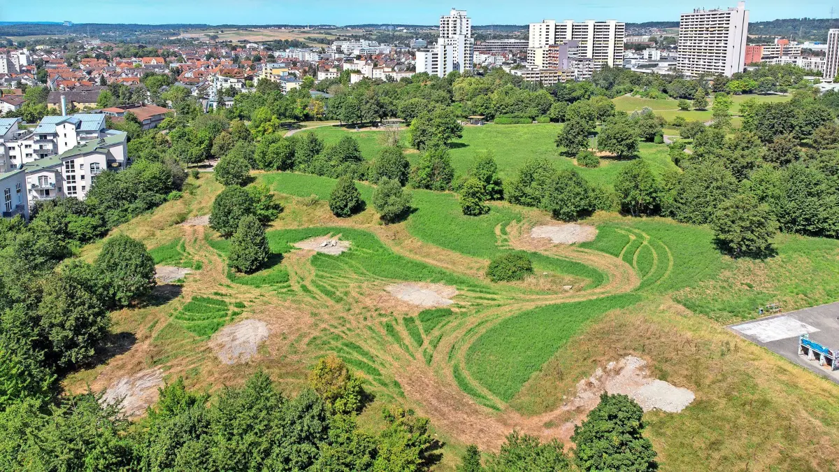 Leonberg - Fläche für das Baugebiet Berliner Straße am Randes des Stadtparks, gegenüber vom Radcenter