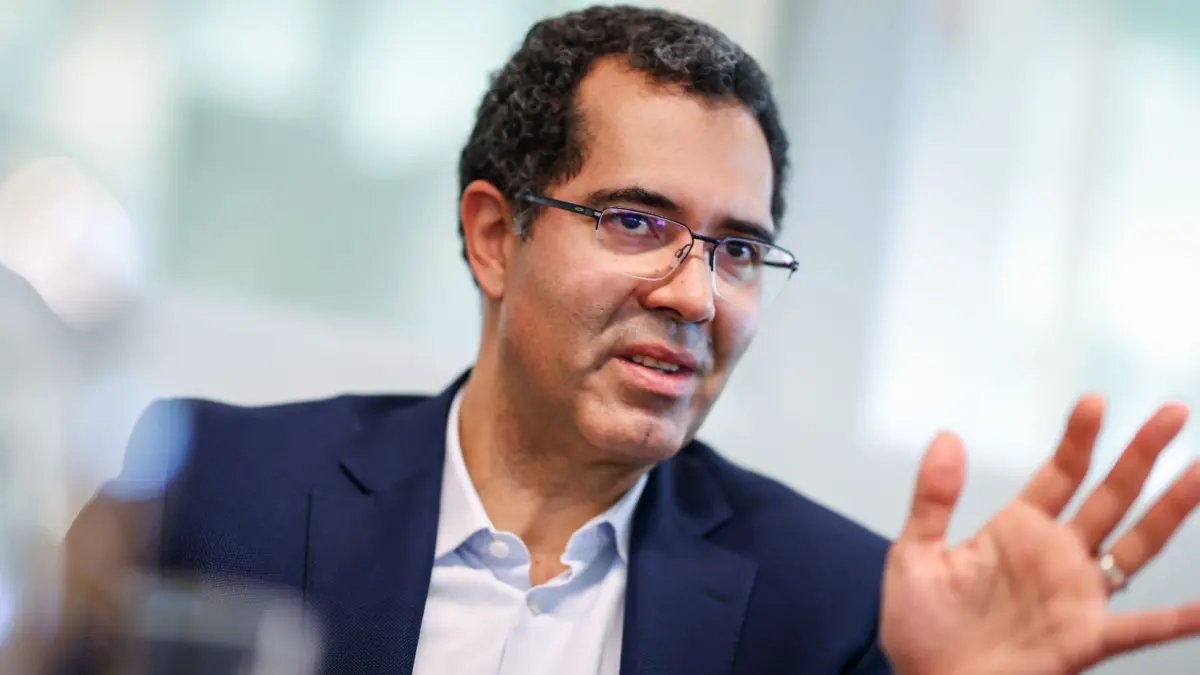 12.05.2025, Stuttgart: Marco Santos, CEO des Stuttgarter Finanzdienstleisters GFT, besucht das Pressehaus und nimmt an einem Interview teil. Foto: Lichtgut/Christoph Schmidt