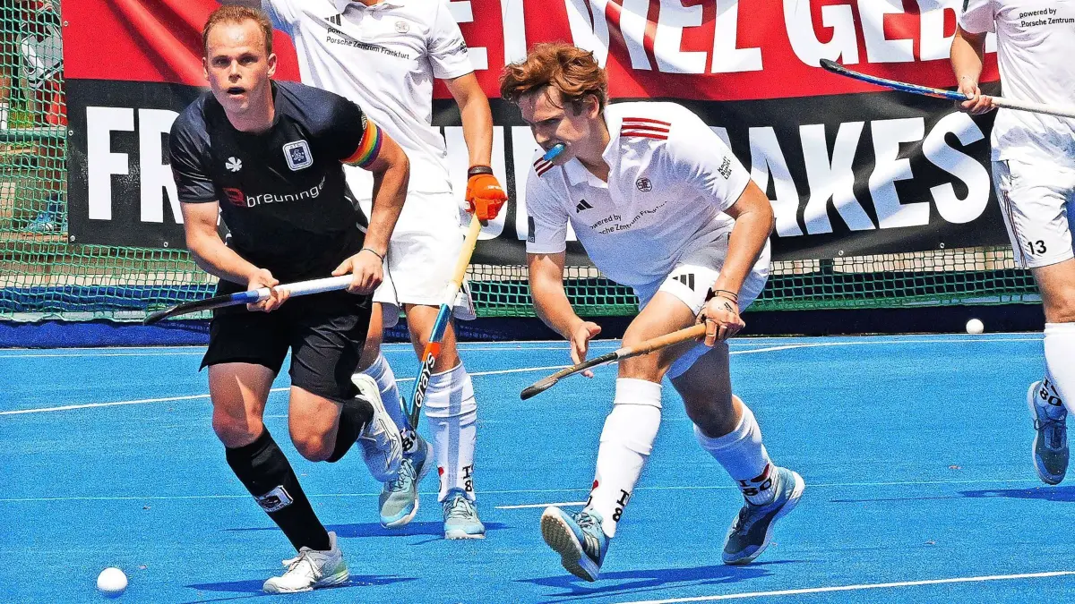 Hockey, Feld, Feldsaison, 2. Bundesliga Süd, HTC Stuttgarter Kickers - SC Frankfurt 80
Nr.5 (S): Sten Brandenstein - blau
Fotograf: Günter E. Bergmann - Photography
Aufnahmedatum: 14.06.2025
