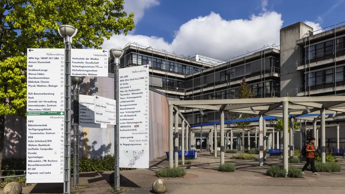 Universität Campus Stuttgart-Vaihingen. // 06.08.2022: Deutschland, Baden-Württemberg, Stuttgart. *** University Campus Stuttgart Vaihingen 06 08 2022 Germany, Baden Württemberg, Stuttgart