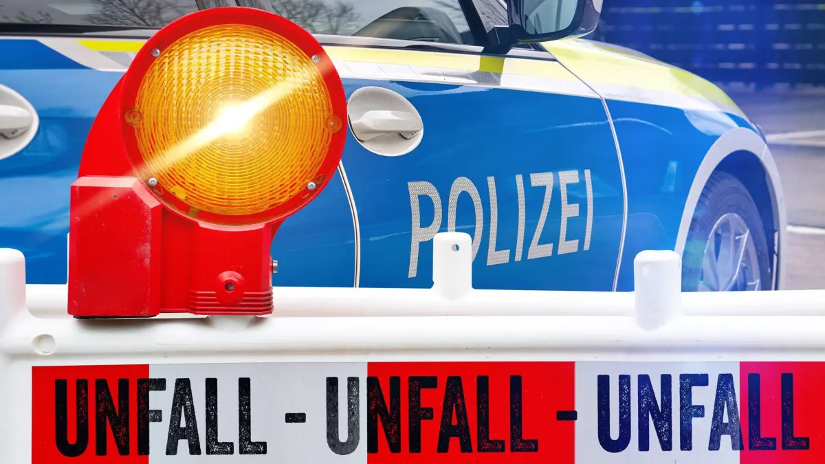 Bavaria, Germany - May 28, 2025: PHOTOMONTAGE, symbol of a police cordon after a possible accident - road temporarily closed, warning light flashing between patrol cars. *** FOTOMONTAGE, Symbol einer Polizeiabsperrung nach möglichem Unfall Straße vorübergehend gesperrt, Warnleuchte blinkt zwischen Streifenwagen.