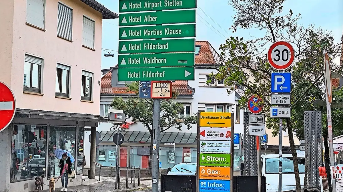 In der Flughafen-, und Messestadt Leinfelden-Echterdingen gibt es viele Hotels und Pensionen. Doch es sind auch andere Unterkunftsarten beliebt.