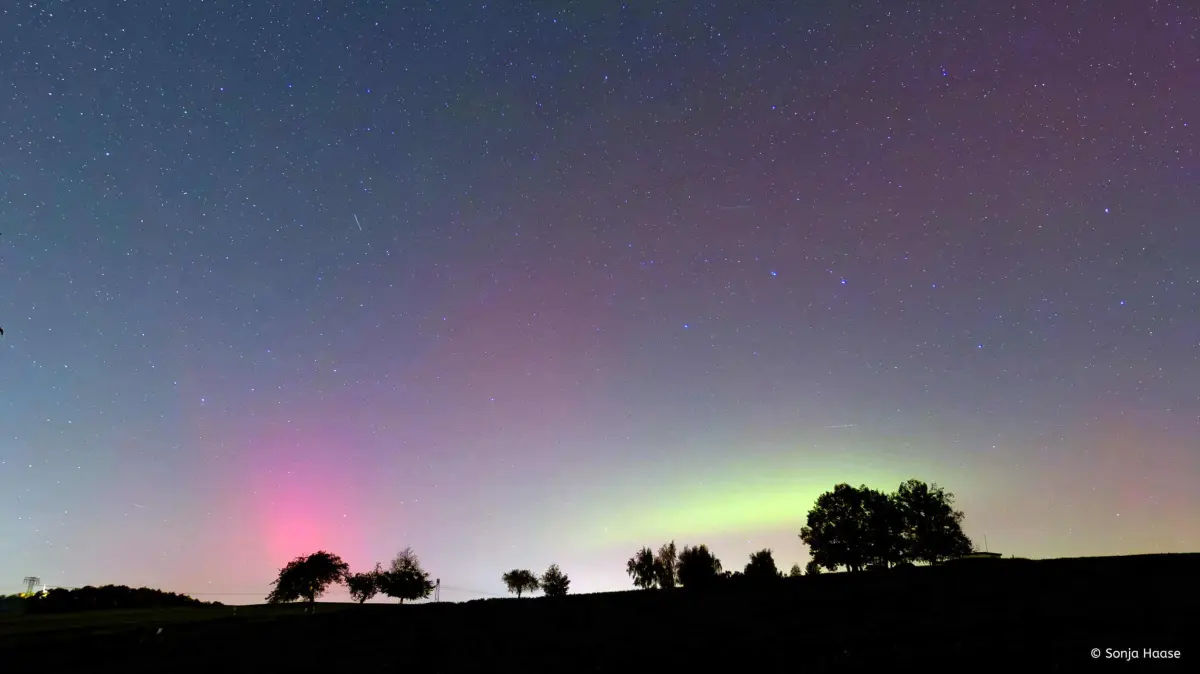 Polarlichter über Sachsen in Schönbach am 18. Oktober 2025