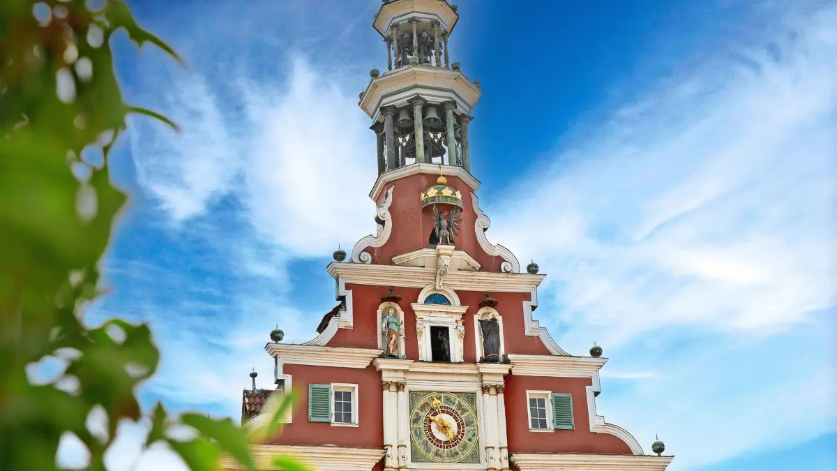 Esslingen: Altes Rathaus, Glockenspiel.