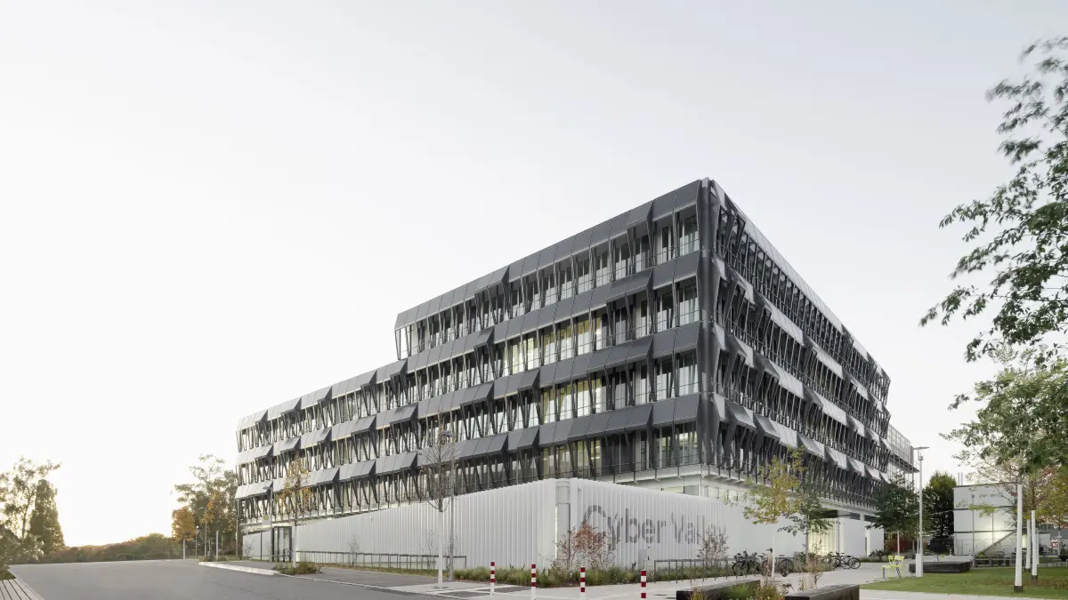 Der Neubau Cyber Valley I in der Tübinger Maria-von-Linden-Straße