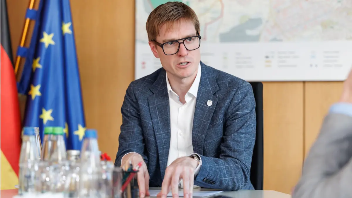 Sindelfingen, Rathaus, 100-Tage-Interview mit dem Sindelfinger OB Markus Kleemann