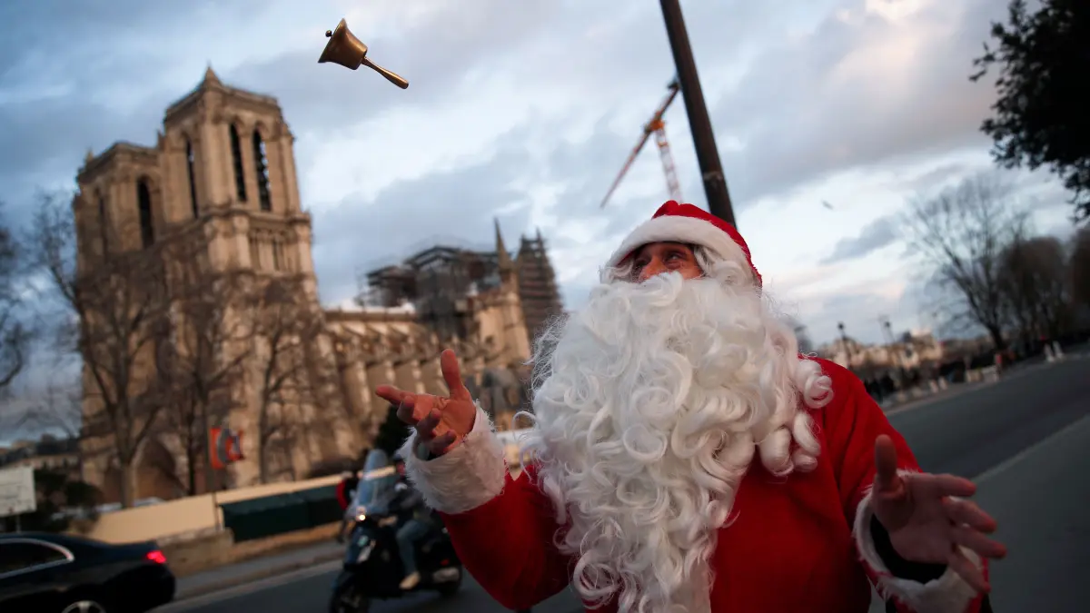 Frankreich ist zwar das direkte Nachbarland Deutschlands, dennoch haben die Franzosen ihre ganz eigenen Traditionen und Bräuche. Welche sind das und wie feiern sie das Weihnachtsfest?