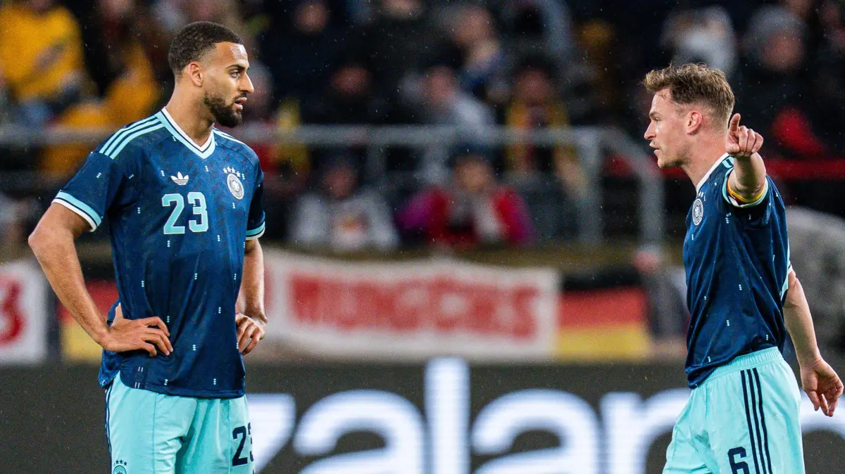 30.03.2026, Deutschland vs. Ghana, Testspiel Freundschaftsspiel: 30.03.2026, Deutschland vs. Ghana, Testspiel Freundschaftsspiel Tor zum 1:1 durch Issahaku Fatawu, Joshua Kimmich Deutschland, 6 Josha Vagnoman Deutschland, 23 unzufrieden unglücklich im Gespräch *** 30 03 2026, Germany vs Ghana, friendly test match goal for 1 1 by Issahaku Fatawu, Joshua Kimmich Germany, 6 Josha Vagnoman Germany, 23 unhappy unhappy in conversation Copyright: xBahhoxKarax