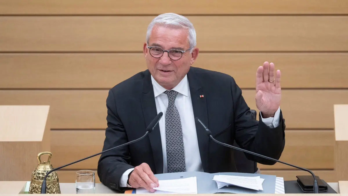 12.05.2026, Baden-Württemberg, Stuttgart: Thomas Strobl (CDU), nimmt nach seiner Wahl zum Landtagspräsidenten an der konstituierenden Sitzung des Landtags Baden-Württemberg teil. Der neu gewählte Landtag von Baden-Württemberg tritt zu seiner konstituierenden Sitzung mit der Wahl eines neuen Landtagspräsidenten zusammen. Foto: Marijan Murat/dpa +++ dpa-Bildfunk +++