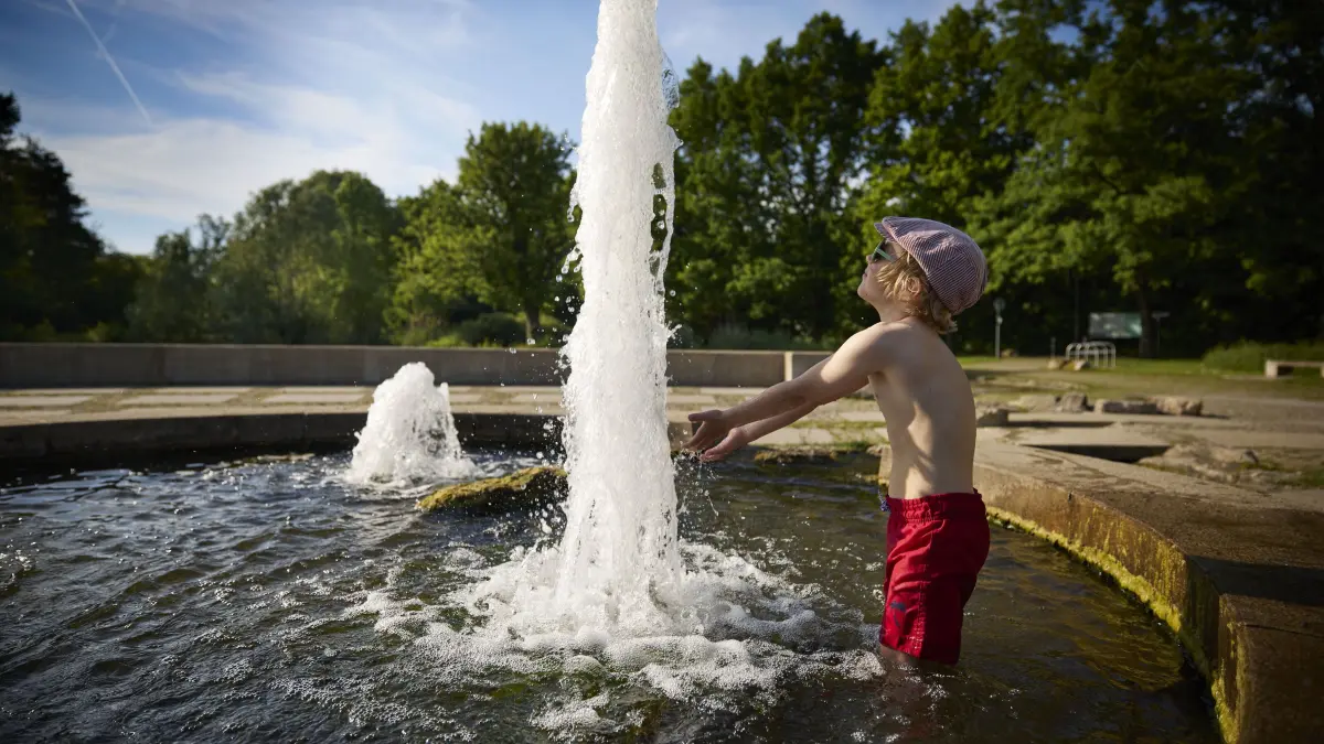 KEINEN AUSSCHNITT MACHEN Waiblingen Talauensee: KEINEN AUSSCHNITT MACHEN
Waiblingen, DEU, 23.05.2025
Waiblingen Talauensee
No model release. Kein Einverständnis für Werbung, keine Weitergabe an Dritte.
Abgebildete Personen haben der Veröffentlichung in der STZN zugestimmt.