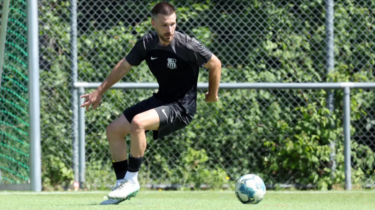 Fussball OFK Beograd Stuttgart - TB Untertürkheim
Nr.33 Nikola Lakovic (Beograd)
07.06.2026 Foto: Pressefoto Rudel/Robin Rudel