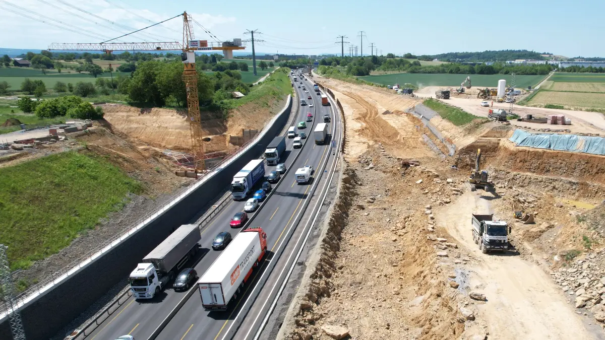 Baustelle A8 bei Pforzheim Enztalquerung
