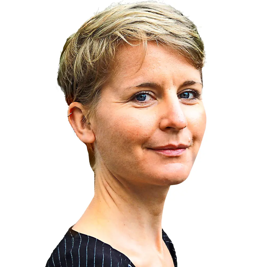Bild des Autors bzw. der Autorin Regine Warth