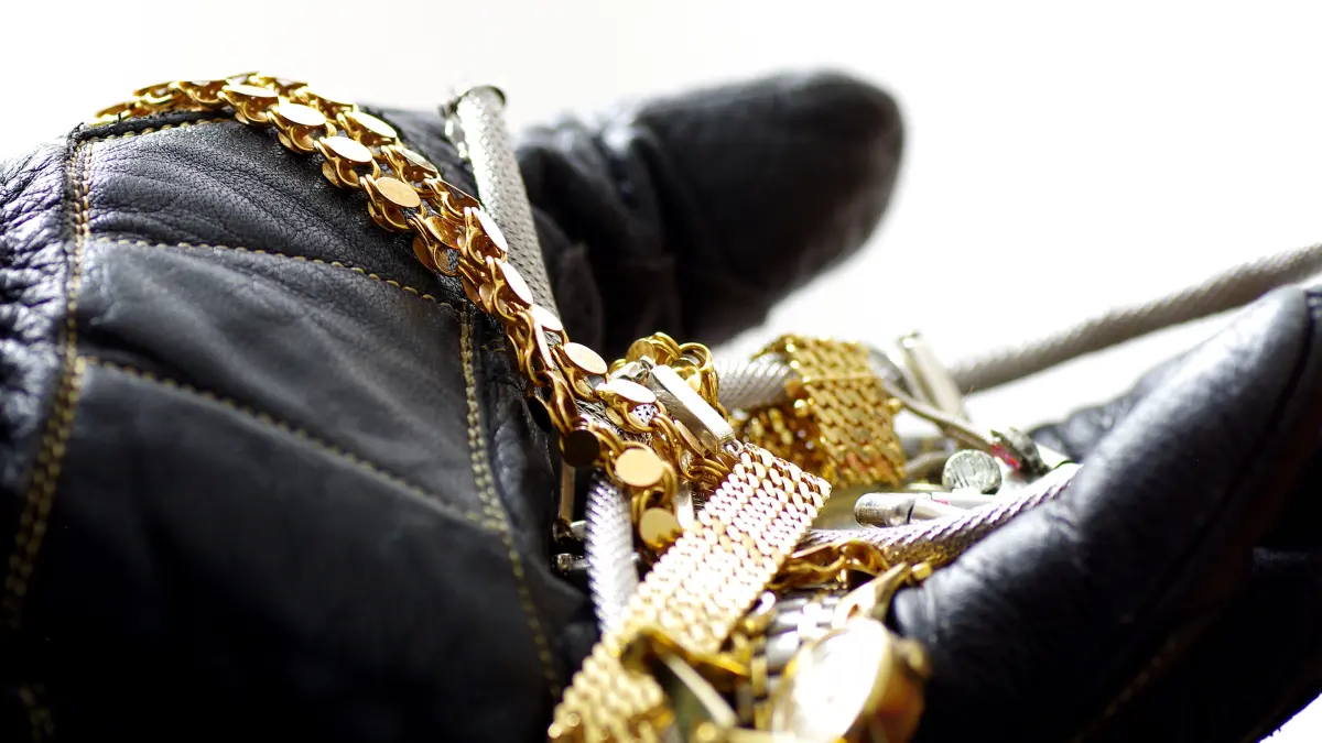 Goldkette Diebstahl Schmuck
