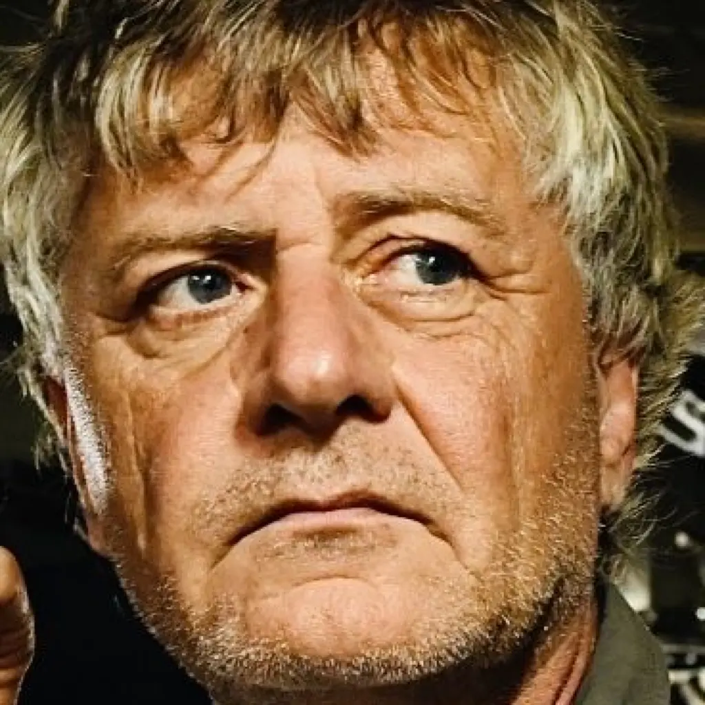 Bild des Autors bzw. der Autorin Robin Szuttor
