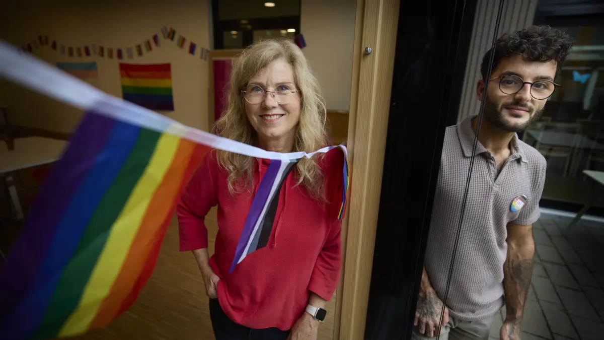 KEINEN AUSSCHNITT MACHEN Queer-Café in Weinstadt: KEINEN AUSSCHNITT MACHEN
Weinstadt-Beutelsbach, DEU, 12.06.2026
Queer-Café in Weinstadt. Gabi Weber und Luigi Sbozza Jordana.
No model release. Kein Einverständnis für Werbung, keine Weitergabe an Dritte.
Abgebildete Personen haben der Veröffentlichung in der STZN zugestimmt.