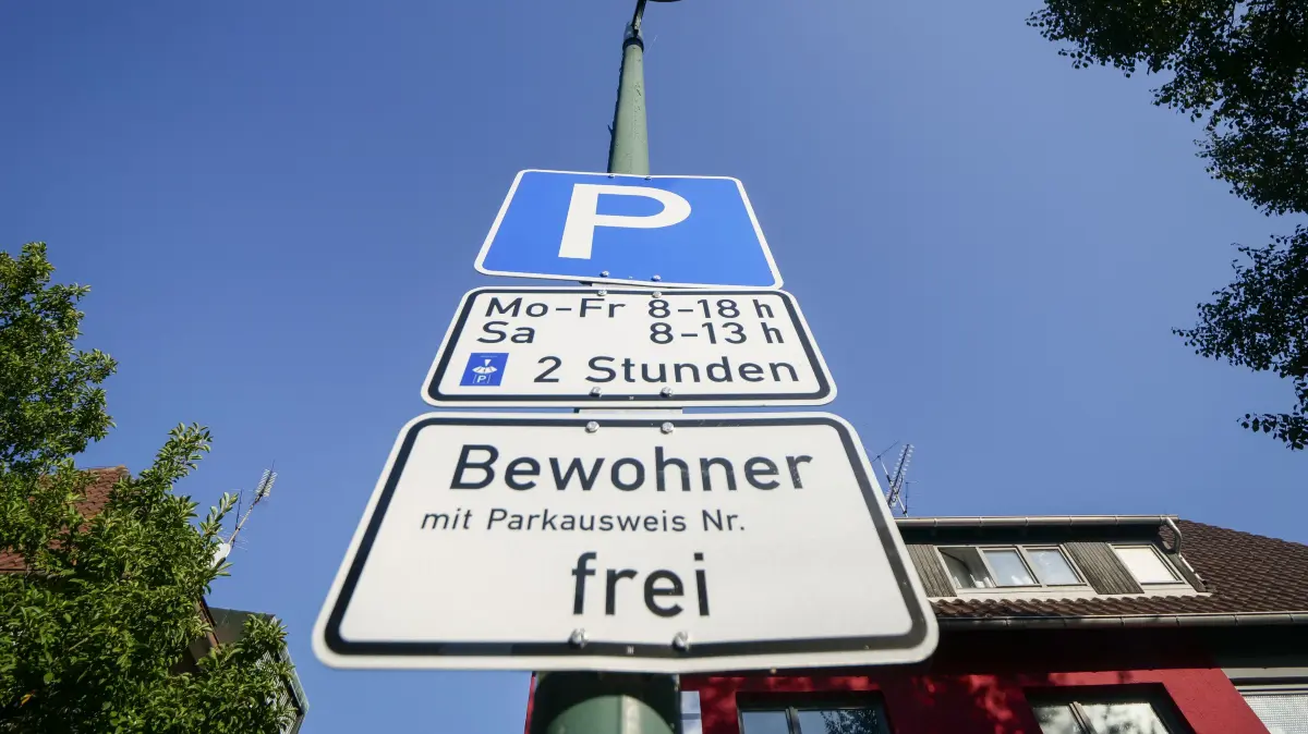Korntal Münchingen - die Stadt will das Bewohnerparken rund um das Bahnhof teuerer machen
