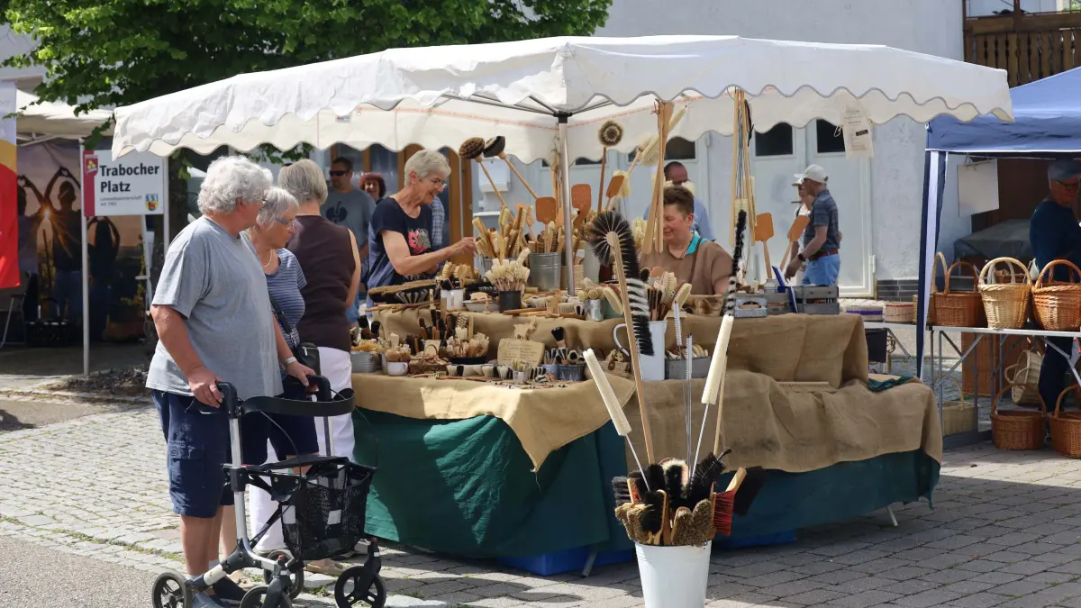 Beim Naturparkmarkt in Plüderhausen gibt es Unikate aus der Region.