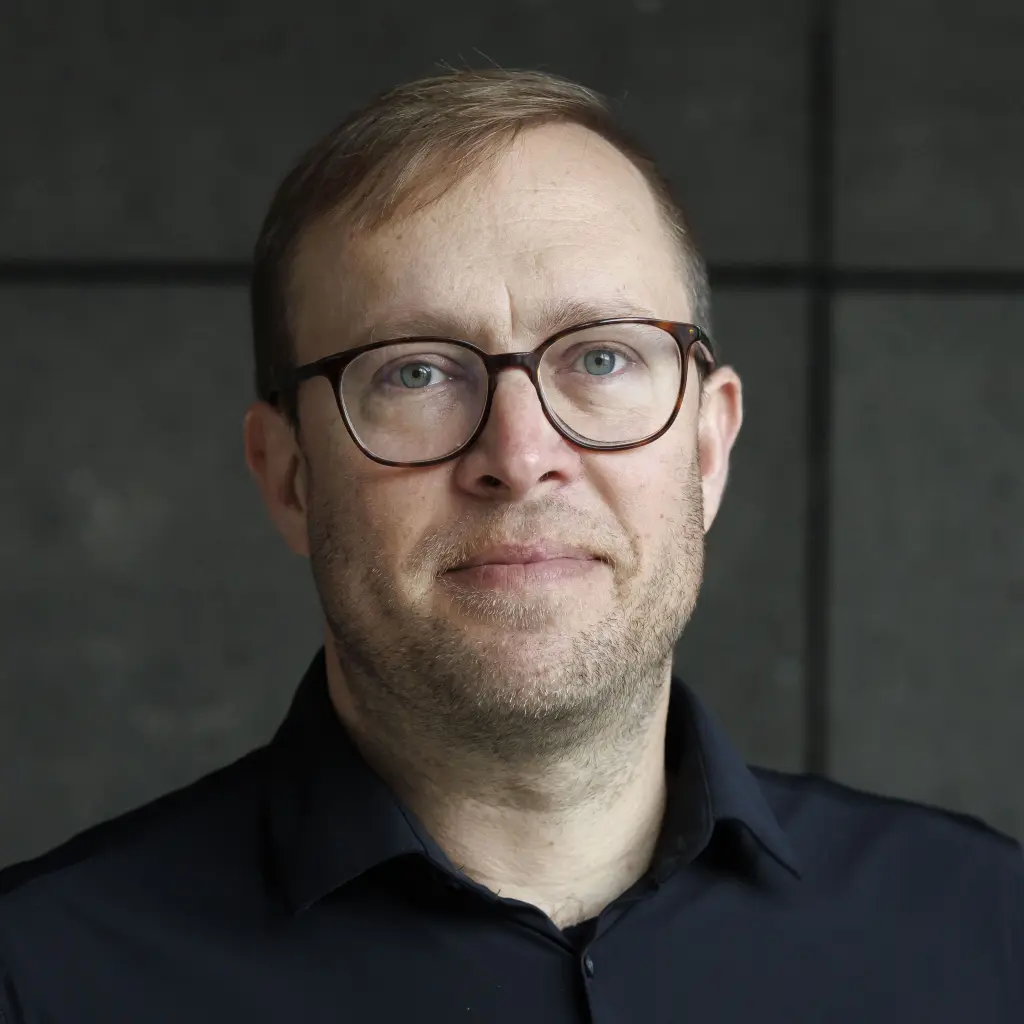 Bild des Autors bzw. der Autorin Tim Höhn