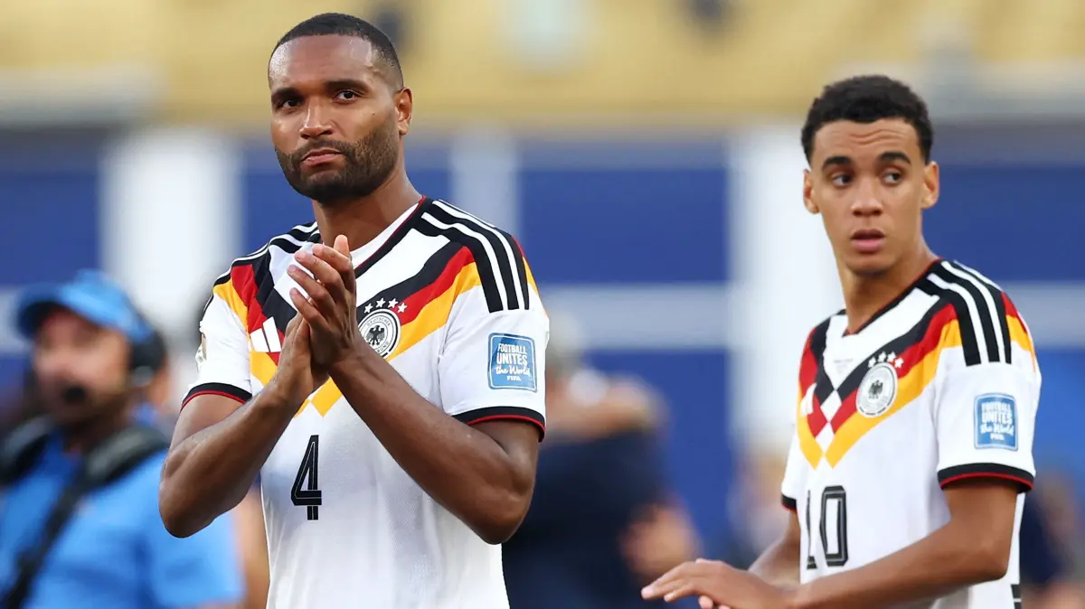 Germany v Paraguay: Round Of 32 - FIFA World Cup 2026: FOXBOROUGH, MASSACHUSETTS - JUNE 29: Jonathan Tah #4 of Germany applauds fans after the penalty shootout loss during the FIFA World Cup 2026 Round Of 32 match between Germany and Paraguay at Boston Stadium on June 29, 2026 in Foxborough, Massachusetts. Megan Briggs/Getty Images/AFP (Photo by Megan Briggs / GETTY IMAGES NORTH AMERICA / Getty Images via AFP)