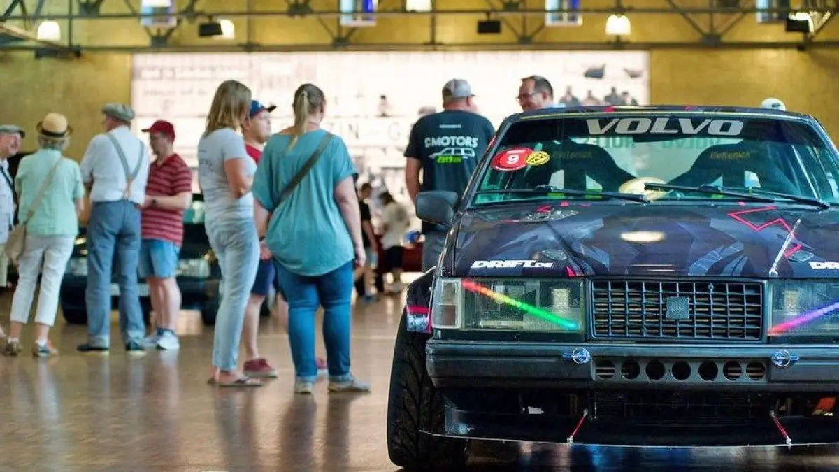 Der Motortreff „Alte Schweden“ verwandelt die Motorworld Region Stuttgart erneut in das Zentrum skandinavischer Fahrkultur.