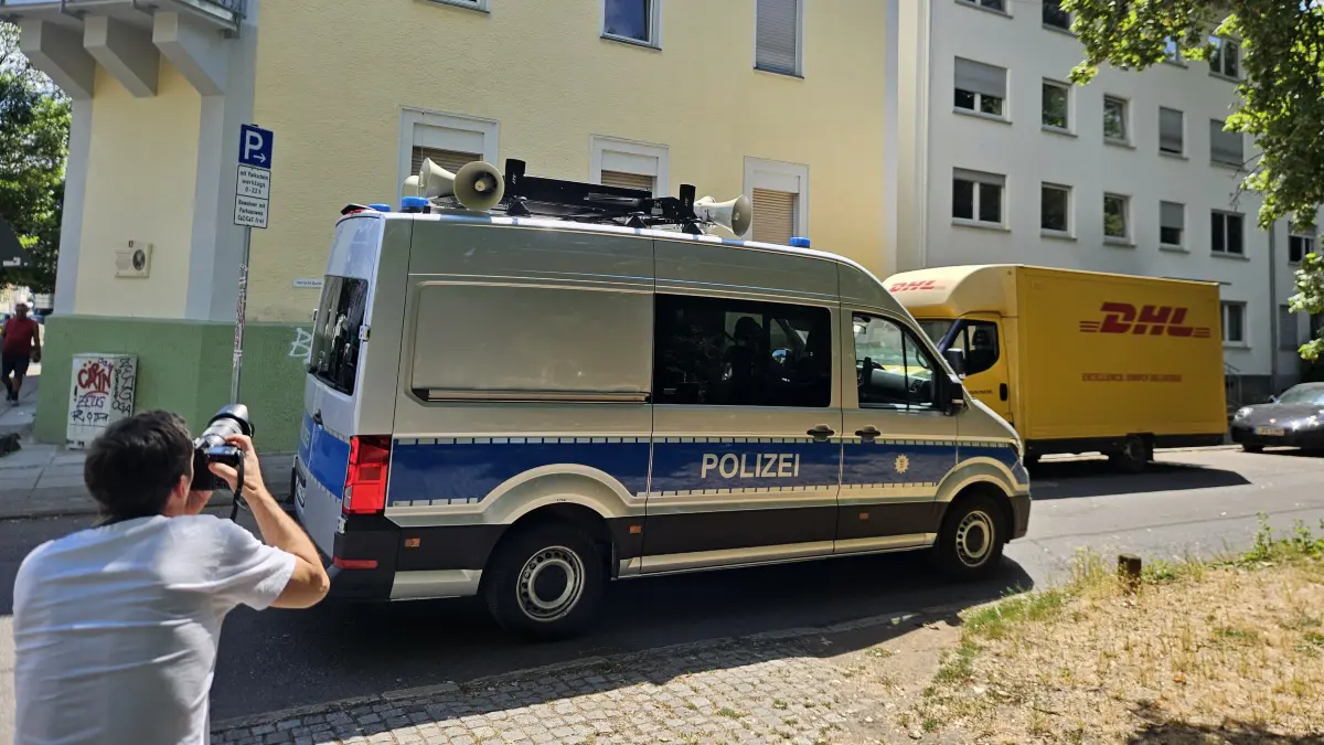 Weitere Bilder von der Bombenentschärfung in Bad Cannstatt.