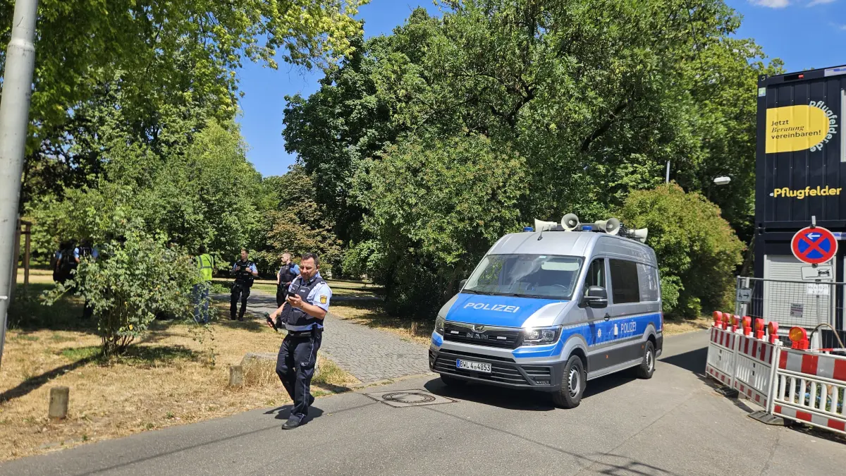 Weitere Bilder von der Bombenentschärfung in Bad Cannstatt.