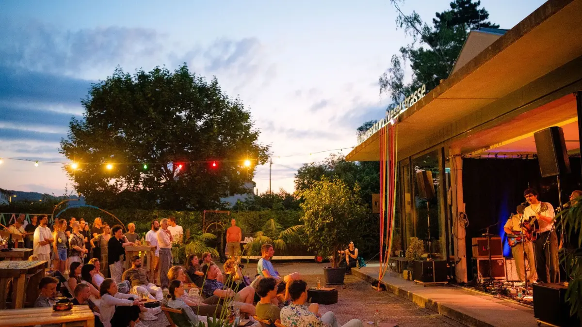 Beim Parklücke-Festival zeigt sich das Esslinger Kulturzentrum Dieselstraße von einer etwas anderen Seite.