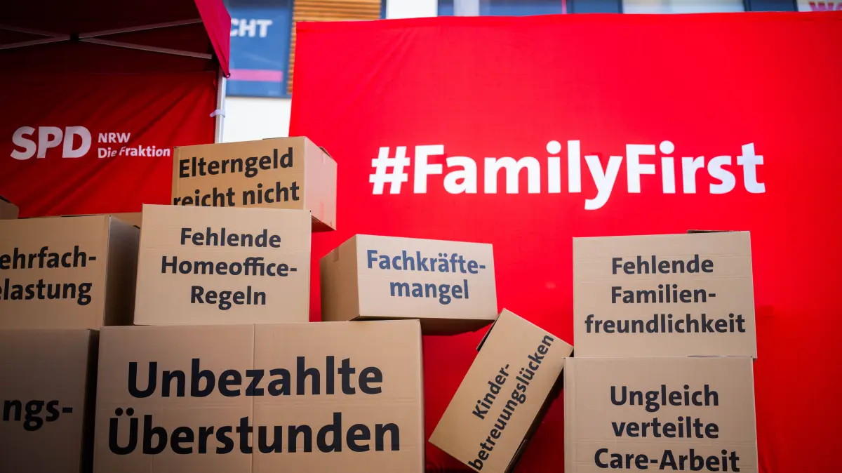 23.04.2026 - Veranstaltungsreihe Fraktion auf Achse der SPD Nordrhein-Westfalen in Bünde mit dem Motto Family first. , Bünde Nordrhein-Westfalen Deutschland - *** 23 04 2026 Series of events organized by the SPD North Rhine-Westphalia in Bünde under the motto Family first , Bünde North Rhine-Westphalia Germany
