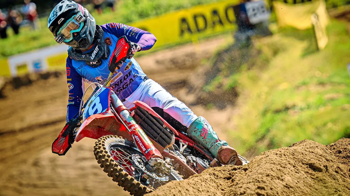 Kiara Fontanesi ist ein Superstar der Motocross-Szene. Am Sonntag zeigt sie ihre Klasse auf der Strecke „In den Horben“.