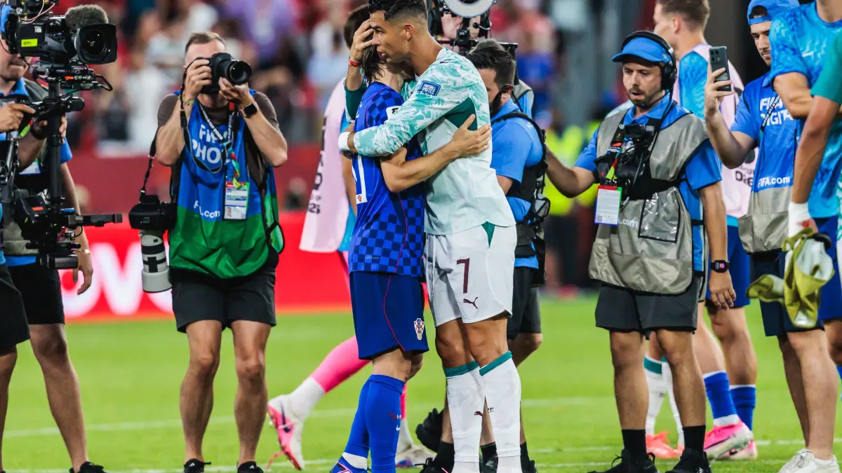 TORONTO, ON - JULY 02: Midfielder Luka Modric 10 of Croatia and forward Cristiano Ronaldo 7 of Portugal hug after the FIFA World Cup, WM, Weltmeisterschaft, Fussball 2026 Round of 32 match between Portugal and Croatia on July 02, 2026, at Toronto Stadium in Toronto, ON. Photo by Mathew Tsang/Icon Sportswire SOCCER: JUL 02 FIFA World Cup 26 Round of 32 - Portugal v Croatia EDITORIAL USE ONLY Icon260702172