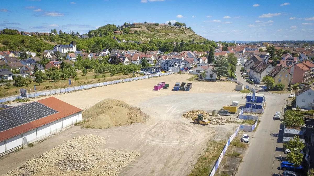 Pandion: Asperg - Die Zukunft des Wohnungsbauunternehmens Pandion Bastide scheint ungewiss zu sein, da die Bauarbeiten auf einem riesigen Gelände in der Nähe des Stadtzentrums offenbar eingestellt wurden.