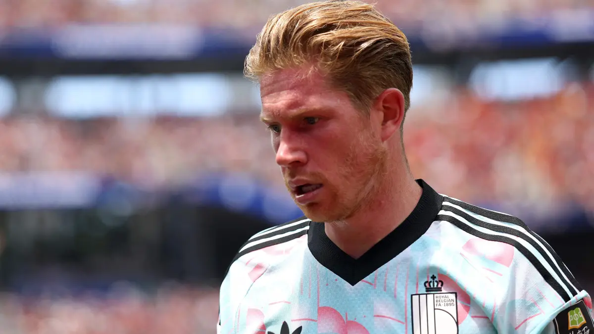 Spain v Belgium: Quarter Final - FIFA World Cup 2026: INGLEWOOD, CALIFORNIA - JULY 10: Kevin De Bruyne #7 of Belgium looks on during the FIFA World Cup 2026 Quarter Final match between Spain and Belgium at Los Angeles Stadium on July 10, 2026 in Inglewood, California. Luke Hales/Getty Images/AFP (Photo by Luke Hales / GETTY IMAGES NORTH AMERICA / Getty Images via AFP)