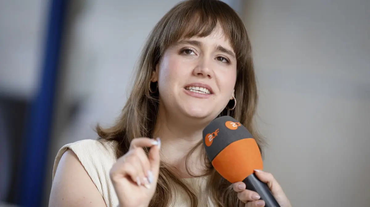 89. Sitzung des 21. Deutschen Bundestages in Berlin: Ricarda Lang in der 89. Sitzung des 21. Deutschen Bundestages im Reichstagsgebäude. Berlin, 09.07.2026