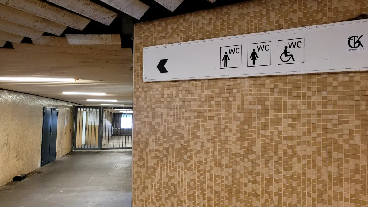 Die Toilette am Charlottenplatz wurde zum zweiten Mal innerhalb weniger Monate zum Tatort.