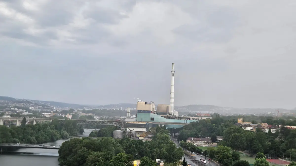 Grauer Himmel über Stuttgart am Dienstagmorgen.