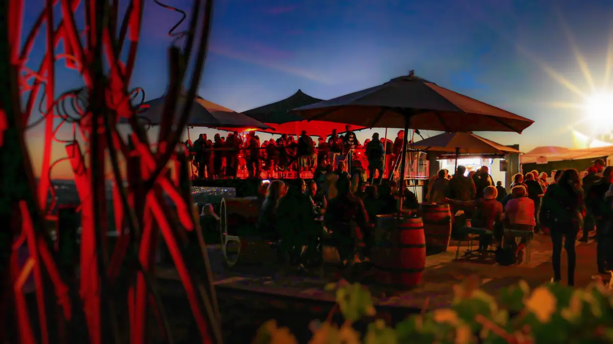 Sunset Lounge