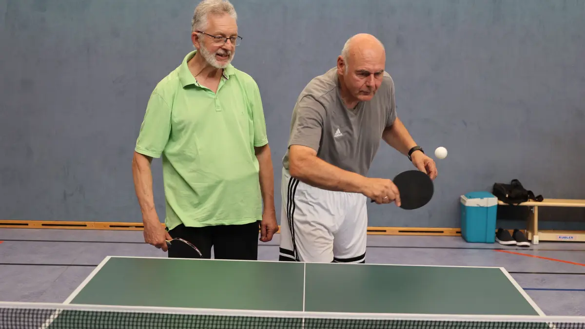 Winfried Döneke (links), Peter Glatthaar (rechts), Tischtennis, TV Oeffingen, Parkinson