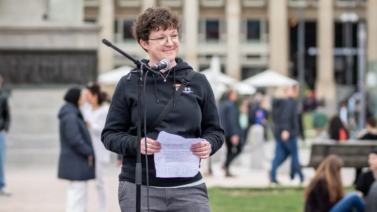Betina Starzmann aus dem Vorstand der IG CSD Stuttgart