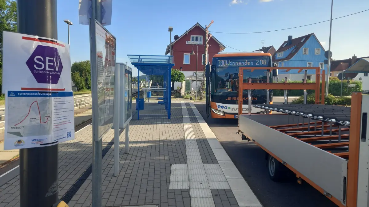 Bahnhof Rudersberg Hinweis auf Schienenersatzverkehr ab 20. Juli