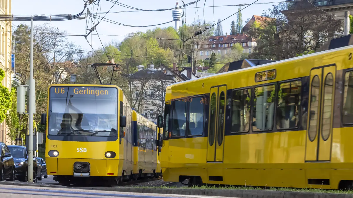 Mobil ohne Auto am 20. Juni Stadtbahn Stuttgart. U6 nach Gerlingen. // 04.05.2021. Europa, Deutschland, Baden-Württemberg, Stuttgart. *** Light rail Stuttgart U6 to Gerlingen 04 05 2021 Europe, Germany, Baden Württemberg, Stuttgart