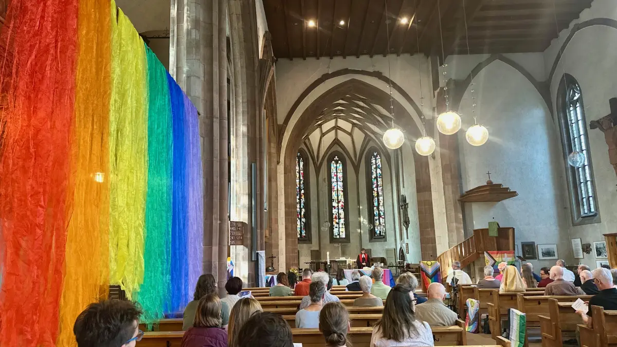 CSD-Gottesdienst in der Leonhardskirche