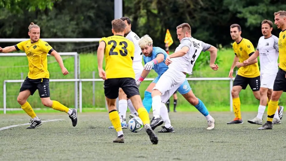 Beim EZ-Pokal 2025 trafen der spätere Sieger FV Plochingen und der diesjährige Ausrichter TB Ruit im Viertelfinale aufeinander. Der FVP gewann deutlich mit 5:0.
