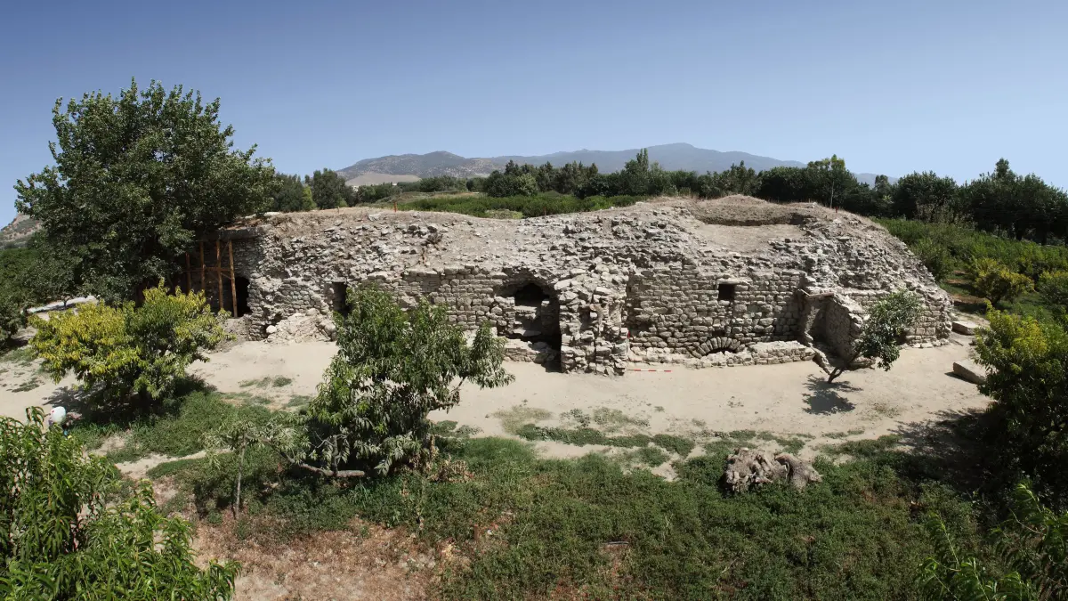 Blick auf das Odeion im hl. Bezirk der Artemis in Ephesos.