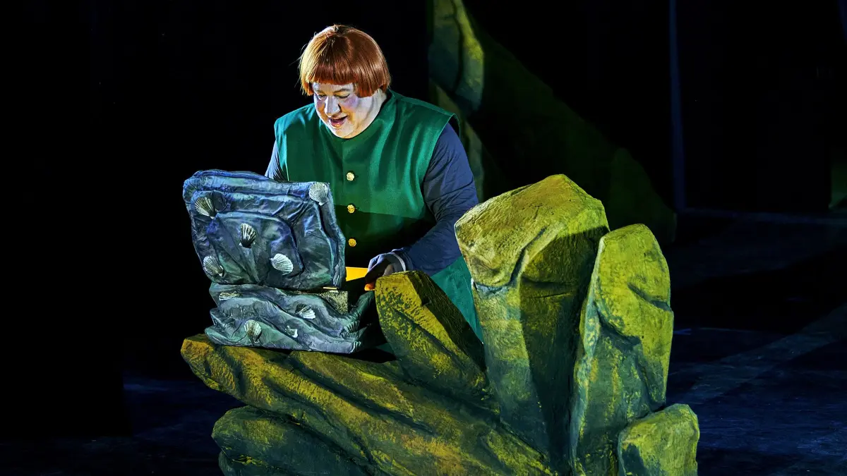 Auf Schatzuche: Corby Welch als Siegfried in der Bayreuther Kinderoper "Der Ring des Nibelungen".