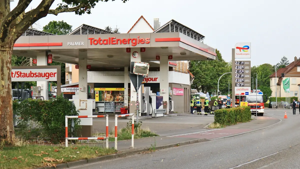 Gasalarm in Weinstadt-Endersbacher Tankstelle